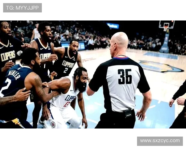 雷霆与勇士2015至2016赛季对决回顾及精彩瞬间分析