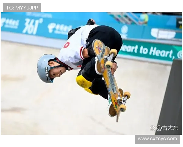 杭州滑板队的奋斗与荣耀极限运动联赛的精彩瞬间回顾 杭州滑板队的奋斗与荣耀极限运动联赛的精彩瞬间回顾