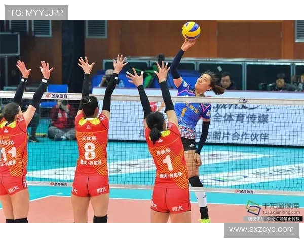 广州排球队中路突破策略分析及其对比赛的影响探讨